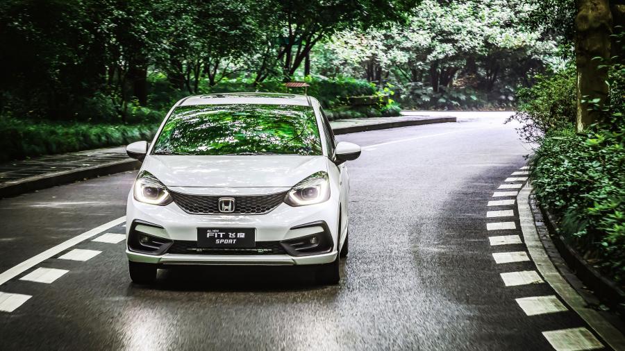  Honda Fit Sport 2020 года  (CN) (фото 3 из 8)